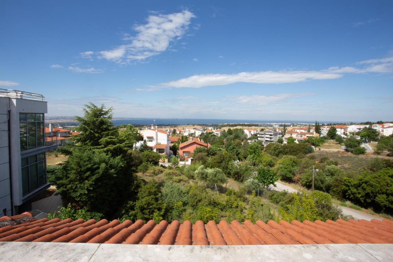 Τraditional Fully Detached Villa On A Luxurious Hillock Of Thessaloniki With Its Own Garden Also For Family & Wedding Gatherings For 10 To 25 People Only 15 Minutes From Airport Eksteriør billede