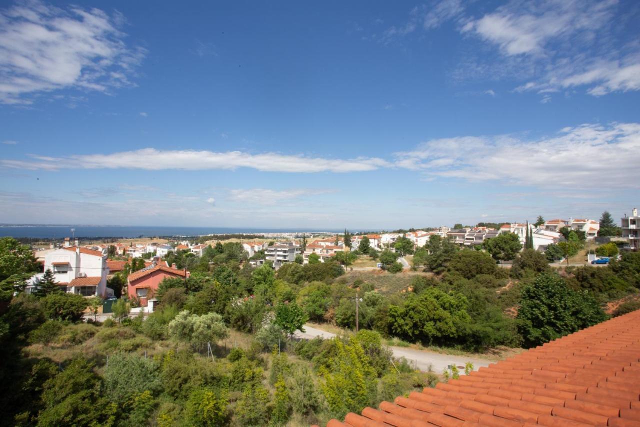 Τraditional Fully Detached Villa On A Luxurious Hillock Of Thessaloniki With Its Own Garden Also For Family & Wedding Gatherings For 10 To 25 People Only 15 Minutes From Airport Eksteriør billede