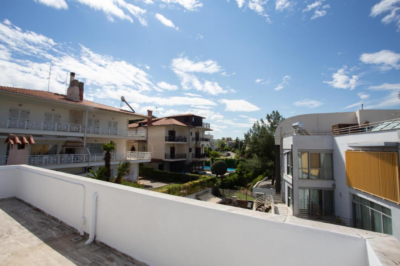 Τraditional Fully Detached Villa On A Luxurious Hillock Of Thessaloniki With Its Own Garden Also For Family & Wedding Gatherings For 10 To 25 People Only 15 Minutes From Airport Eksteriør billede