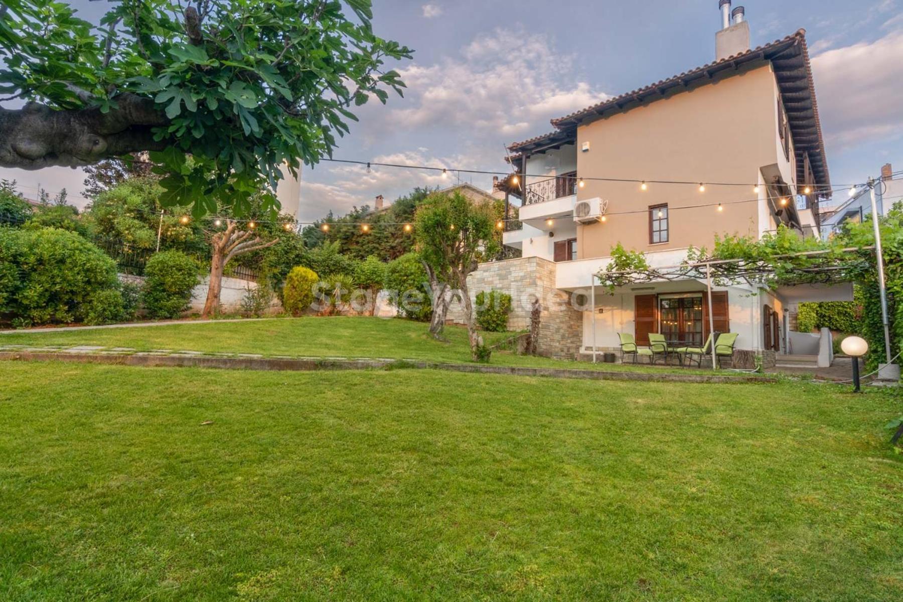 Τraditional Fully Detached Villa On A Luxurious Hillock Of Thessaloniki With Its Own Garden Also For Family & Wedding Gatherings For 10 To 25 People Only 15 Minutes From Airport Eksteriør billede